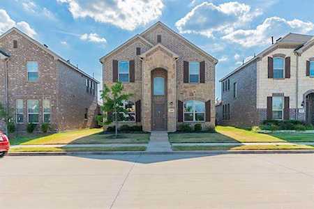 1380 Alamandine Avenue Cross Roads, TX 76227
