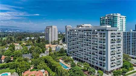 10375 Wilshire Blvd #3H Los Angeles, CA 90024