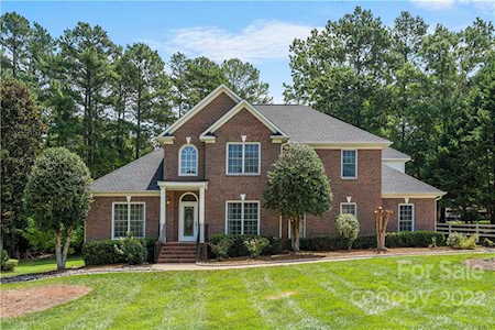 3784 Panthers Den Ct Concord, NC 28027