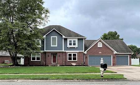 1575 Deerfield Dr Plainfield, IN 46168