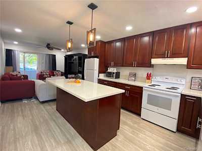 98-451 Hookanike Street #38 Pearl City, HI 96782