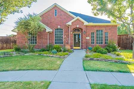 5848 Bentley Lane The Colony, TX 75056