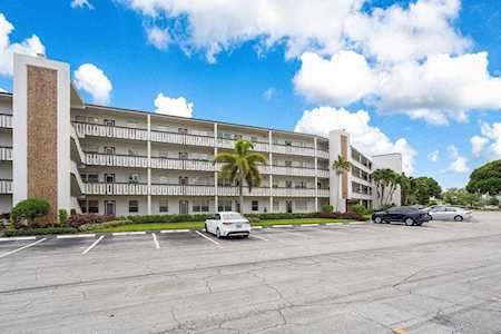 2048 Hythe C Boca Raton, FL 33434