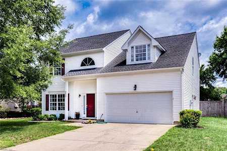 322 Big Pond Ln Chesapeake, VA 23323