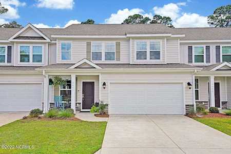 4407 Finch Lane Wilmington, NC 28409