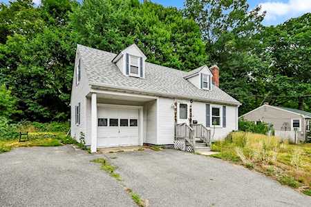 73 Walton St Fitchburg, MA 01420