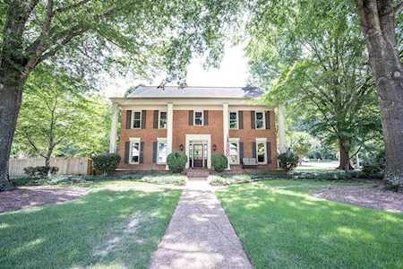 2950 Oakleigh Ln Germantown, TN 38138