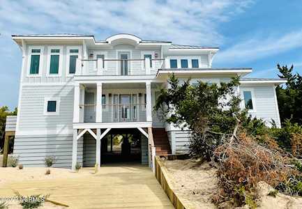 29 Mourning Warbler Trail Bald Head Island, NC 28461