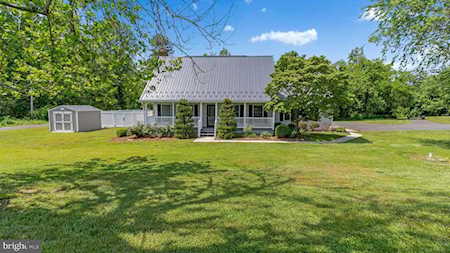 7841 Flint Hill Rd N Owings, MD 20736