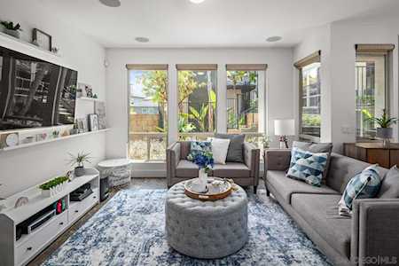 2648 Aperture Cir San Diego, CA 92108