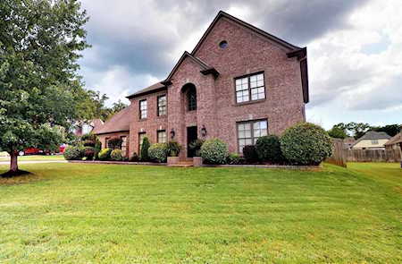 1045 Burslem Cv Cordova, TN 38018