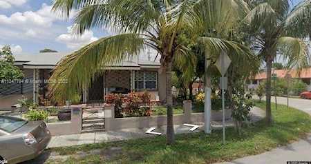 2301 NW 4th St Miami, FL 33125