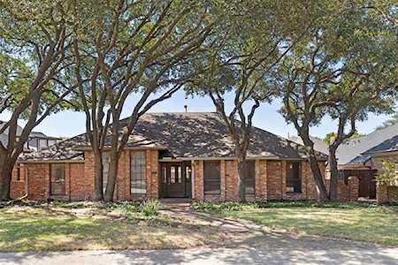 9018 Windy Crest Drive Dallas, TX 75243