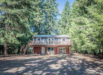 521 N Schoolhouse Hill Rd Hoodsport, WA 98548