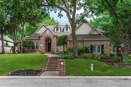 2708 Woodstream Lane Mckinney, TX 75072