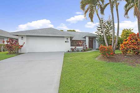 704 Juniper Place Wellington, FL 33414