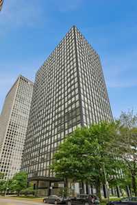 860 N Lake Shore Dr #6L Chicago, IL 60611