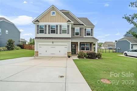 5878 Mcclintock Dr Denver, NC 28037