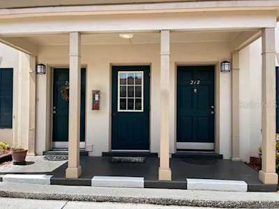 10360 Carrollwood Ln #217 Tampa, FL 33618