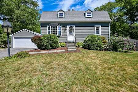 10 Chestnut Hill Road Oxford, MA 01537