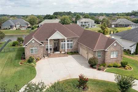 2613 Nestlebrook Trl Virginia Beach, VA 23456