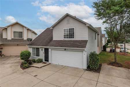 669 Cembra Dr Greenwood, IN 46143