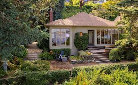 643 Randolph Place Seattle, WA 98122