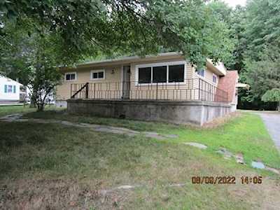 90 Homestead Rd Holden, MA 01520