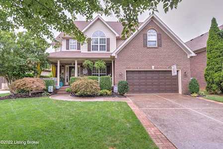 3014 Lake Vista Dr Louisville, KY 40241