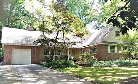 535 Kerry Lake Dr Newport News, VA 23602