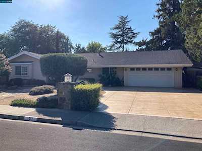 107 Medinah Pl San Ramon, CA 94583