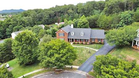 4838 Hickory Hill Roanoke, VA 24018