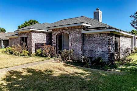 2309 Brookside Drive Rowlett, TX 75088