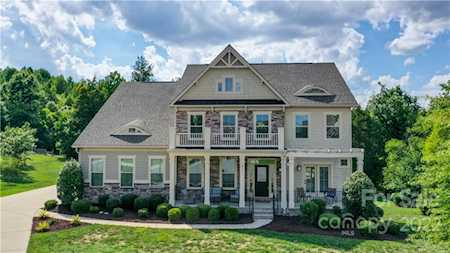 8411 Penton Place Harrisburg, NC 28075