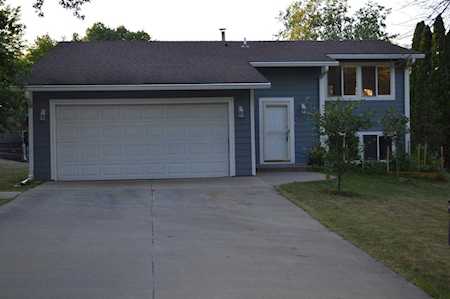 1090 Overlook Drive Woodbury, MN 55125
