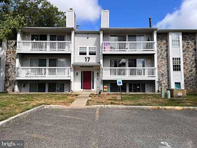 188 Kenwood Dr Sicklerville, NJ 08081