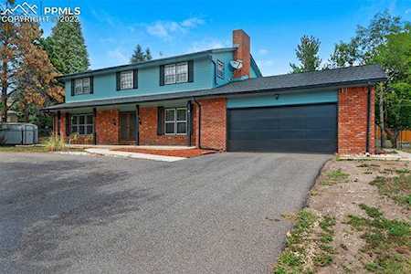 4728 Vista View Lane Colorado Springs, CO 80915