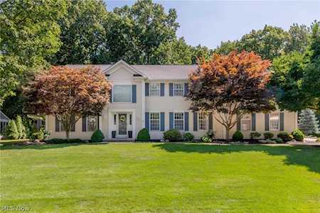 309 Bayview Dr Avon Lake, OH 44012