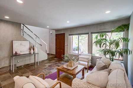 10353 Caminito Rio Branco San Diego, CA 92131