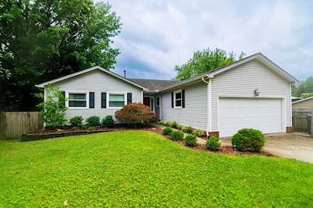 1284 Post Oak Rd Lexington, KY 40517