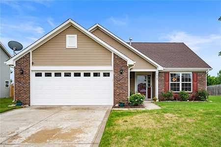 8307 Wicklow Way Brownsburg, IN 46112