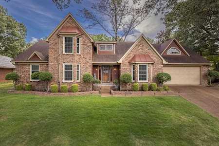 5981 Diplomat Pl Bartlett, TN 38134