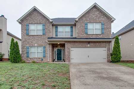2040 Bandera Dr Clarksville, TN 37042