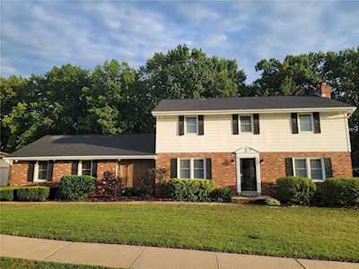 3226 Hilvin Dr St Louis, MO 63129