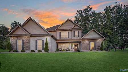 126 Keystone Drive Meridianville, AL 35759