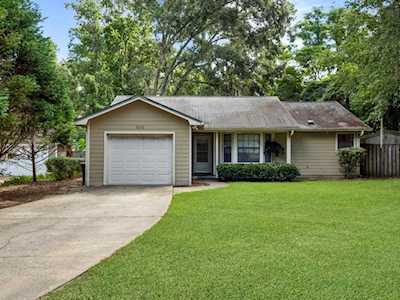 3016 Hunters Glen Tallahassee, FL 32303