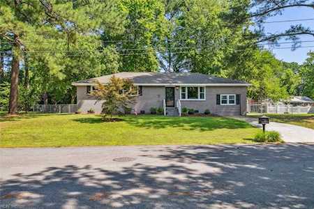 3910 Hillwood St Portsmouth, VA 23703