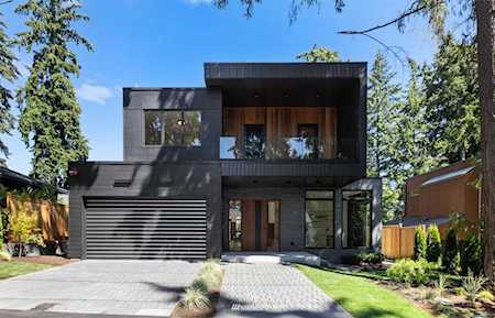 3138 108th Ave SE Bellevue, WA 98004