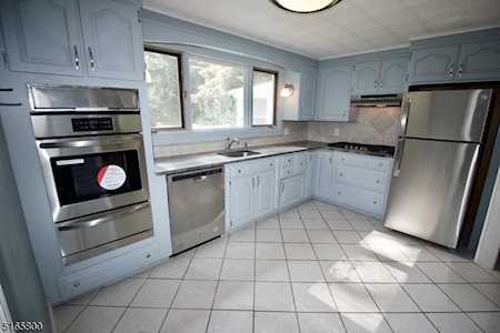 40 Lackawanna Blvd Long Hill Twp., NJ 07933
