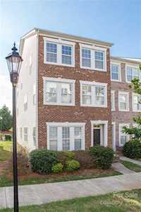 9708 Kings Parade Blvd Charlotte, NC 28273